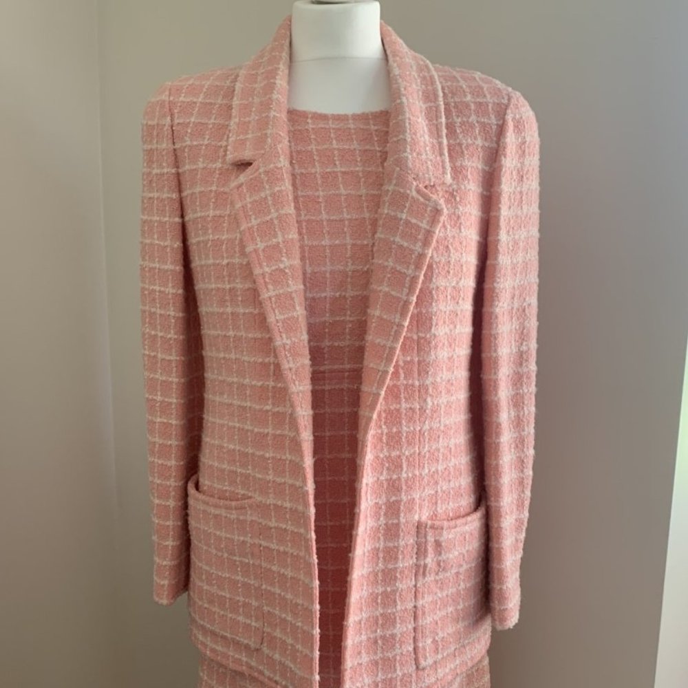 Chanel 97C baby pink tweed dress suit, fr42